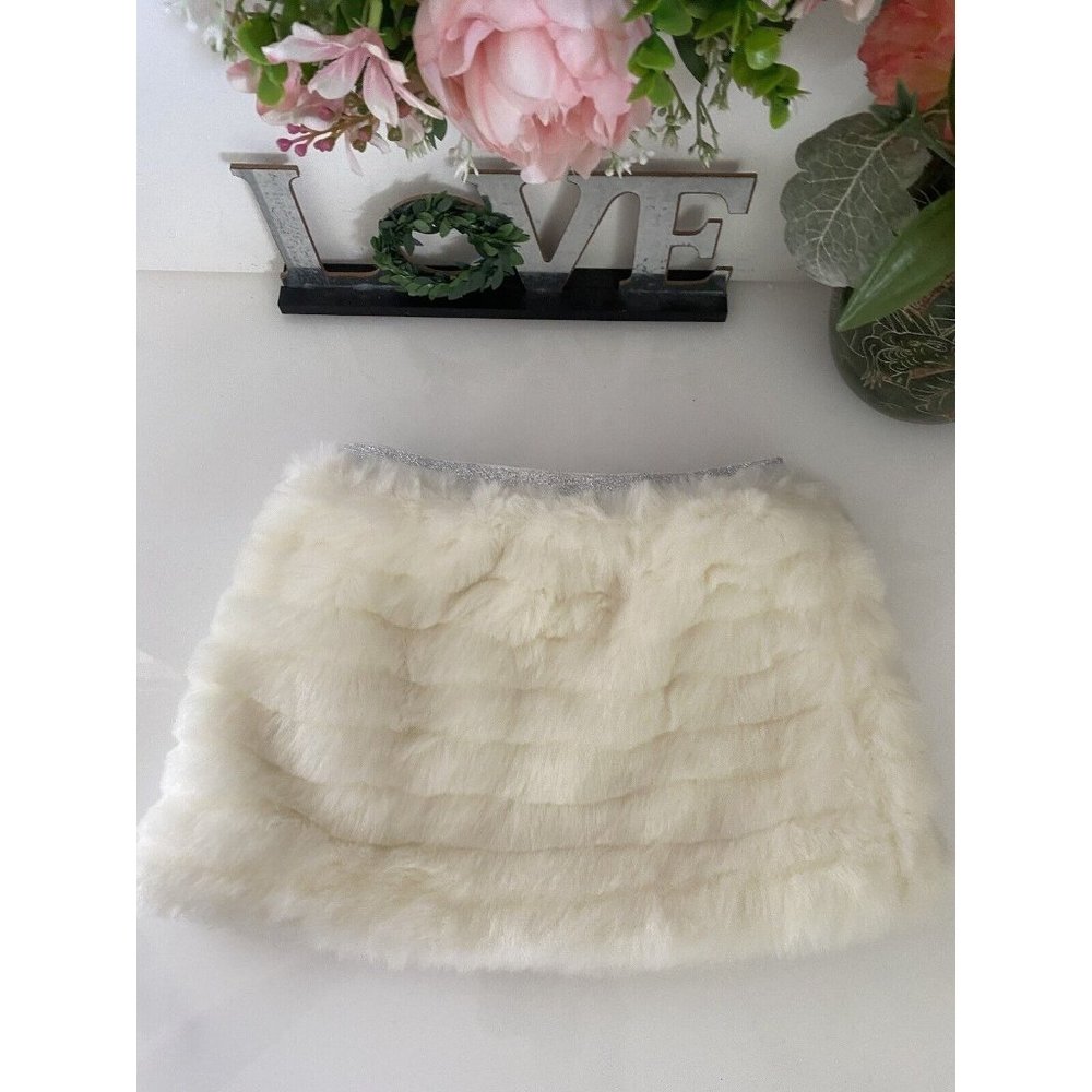 Toddler Girls Cream and Silver Faux Fur Skirt Size 3T Fuzzy Warm Stylish Elastic